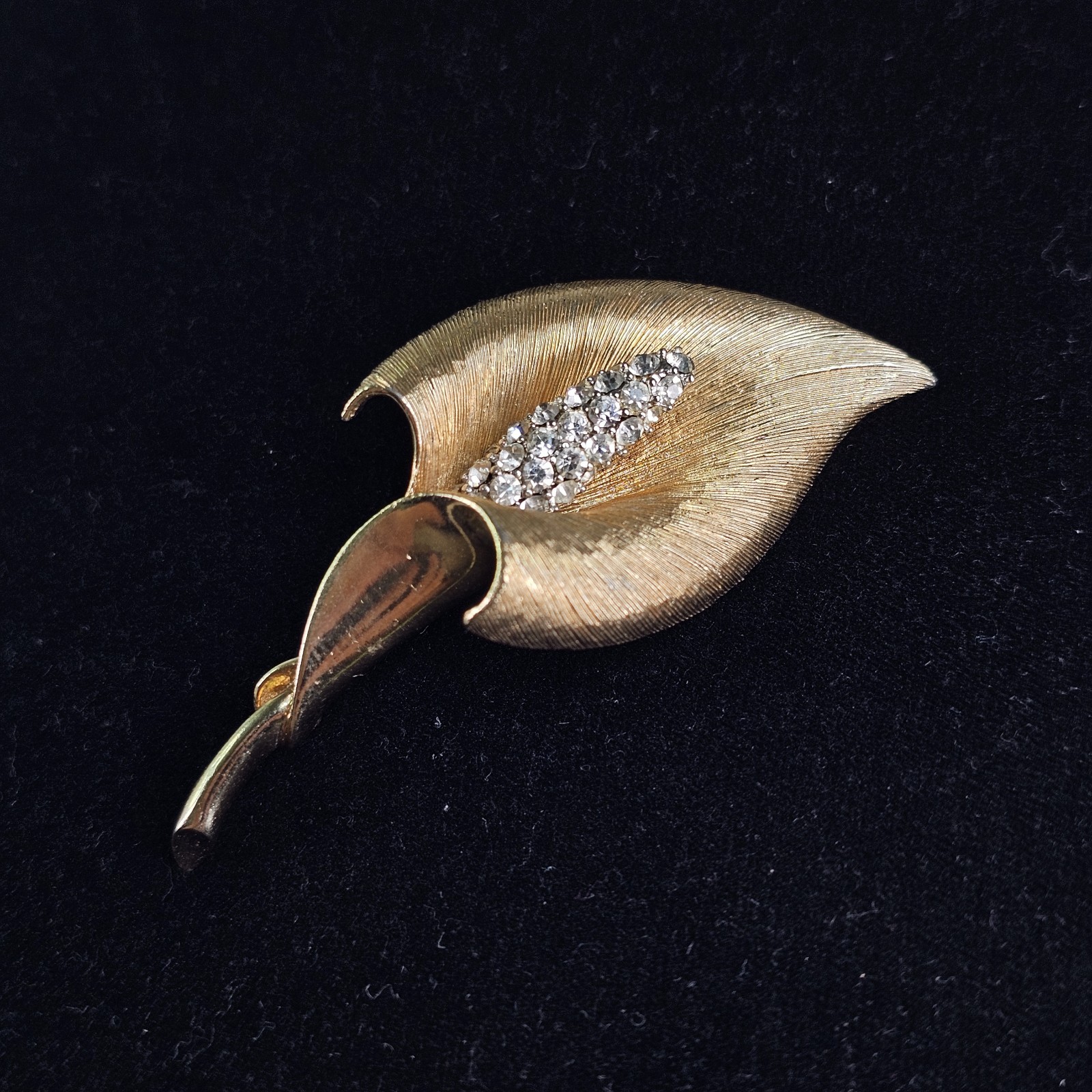 Vintage Marcel Boucher Calla Lily Pin Brooch Signed Gold Tone W/ Crystal Stones