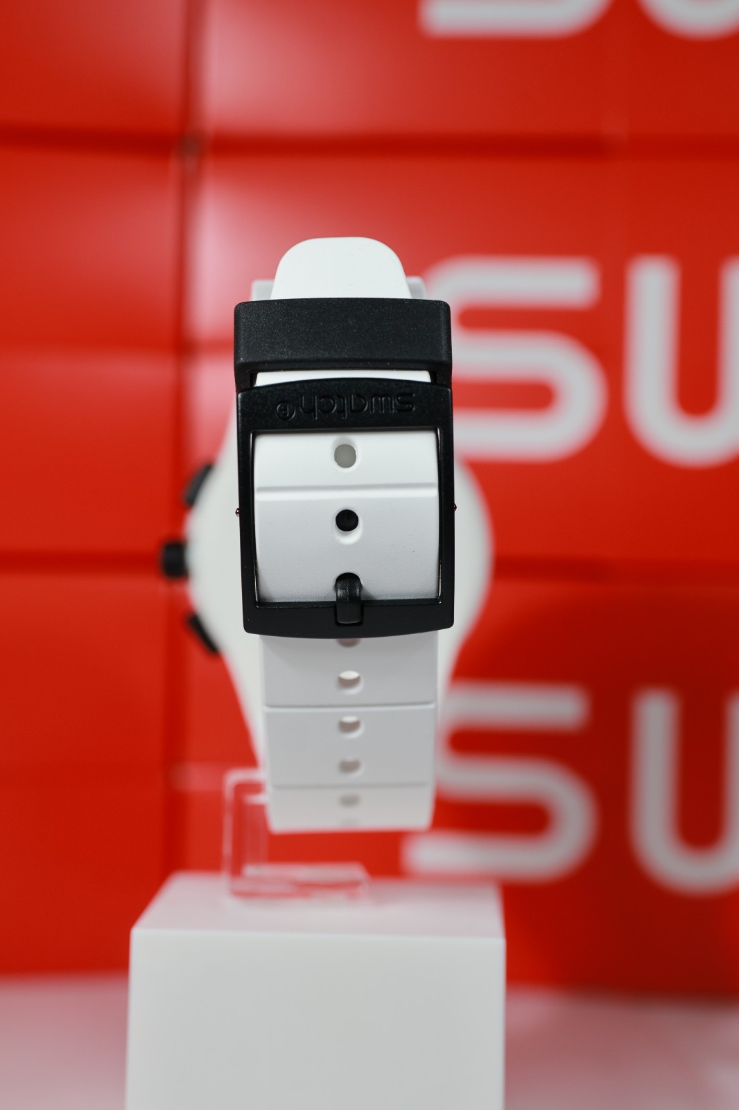 New Swiss Limited Swatch White Blades Chrono Silicone Date Watch 42mm SUSW405
