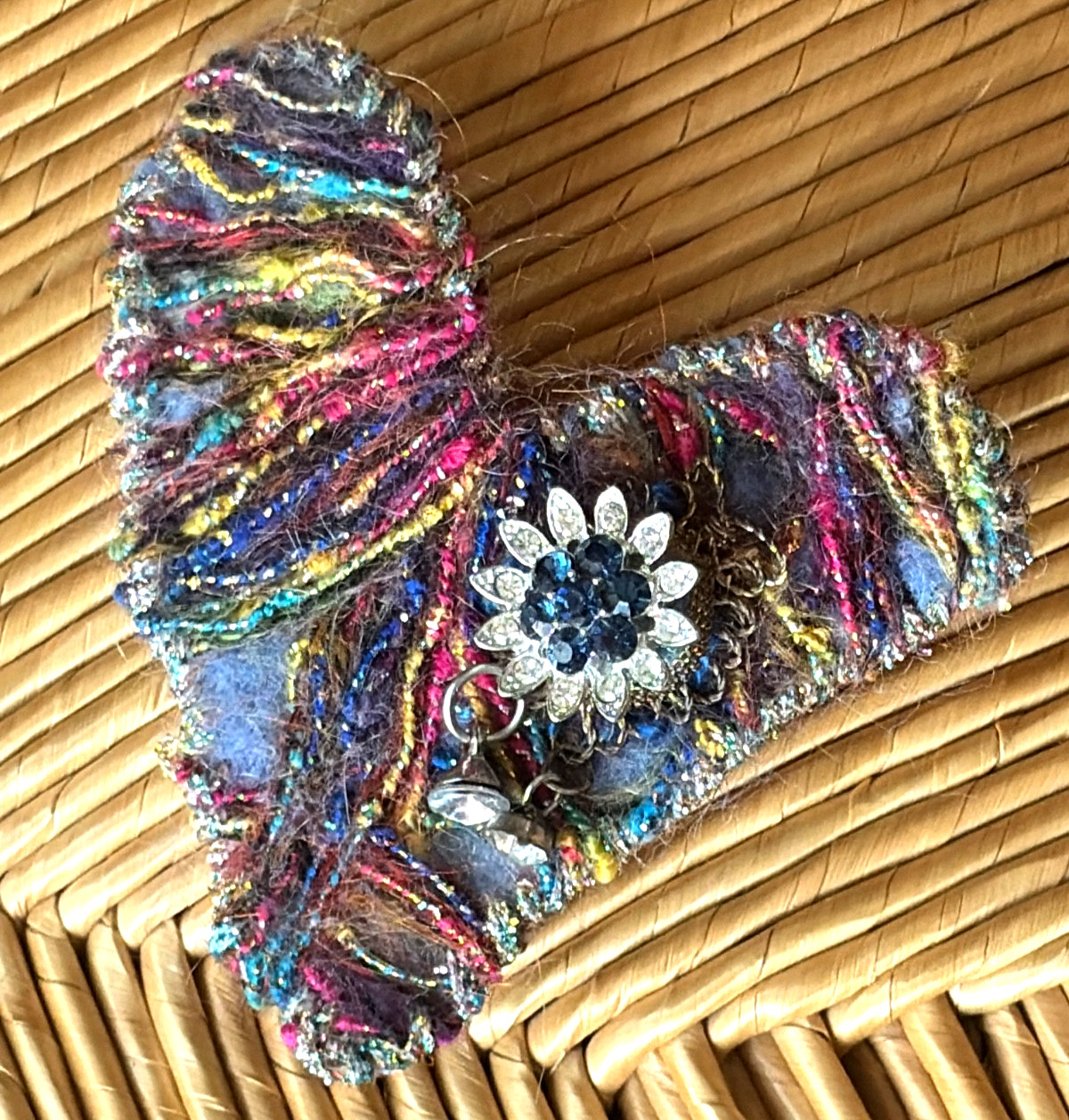 Vintage Handmade Fur Yarn HEART Pin Brooch Flower Rhinestone 3D Red Blue 3.75″