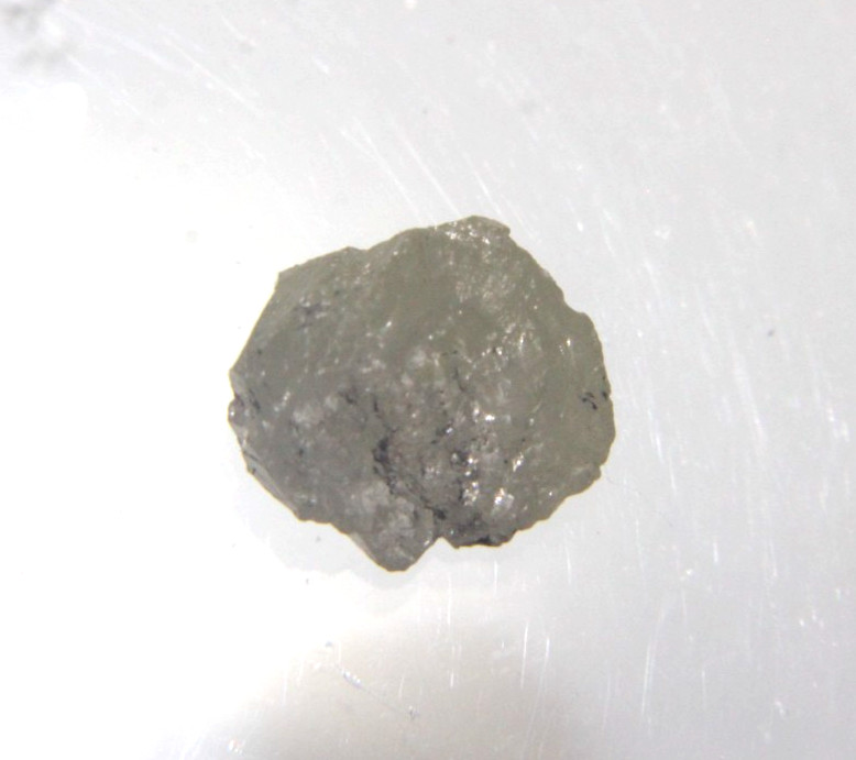 1.01CTS/1 PIECE NATURAL REAL RAW UNCUT GREY FLAT ROUGH DIAMOND 6.90×5.85×3.05 MM