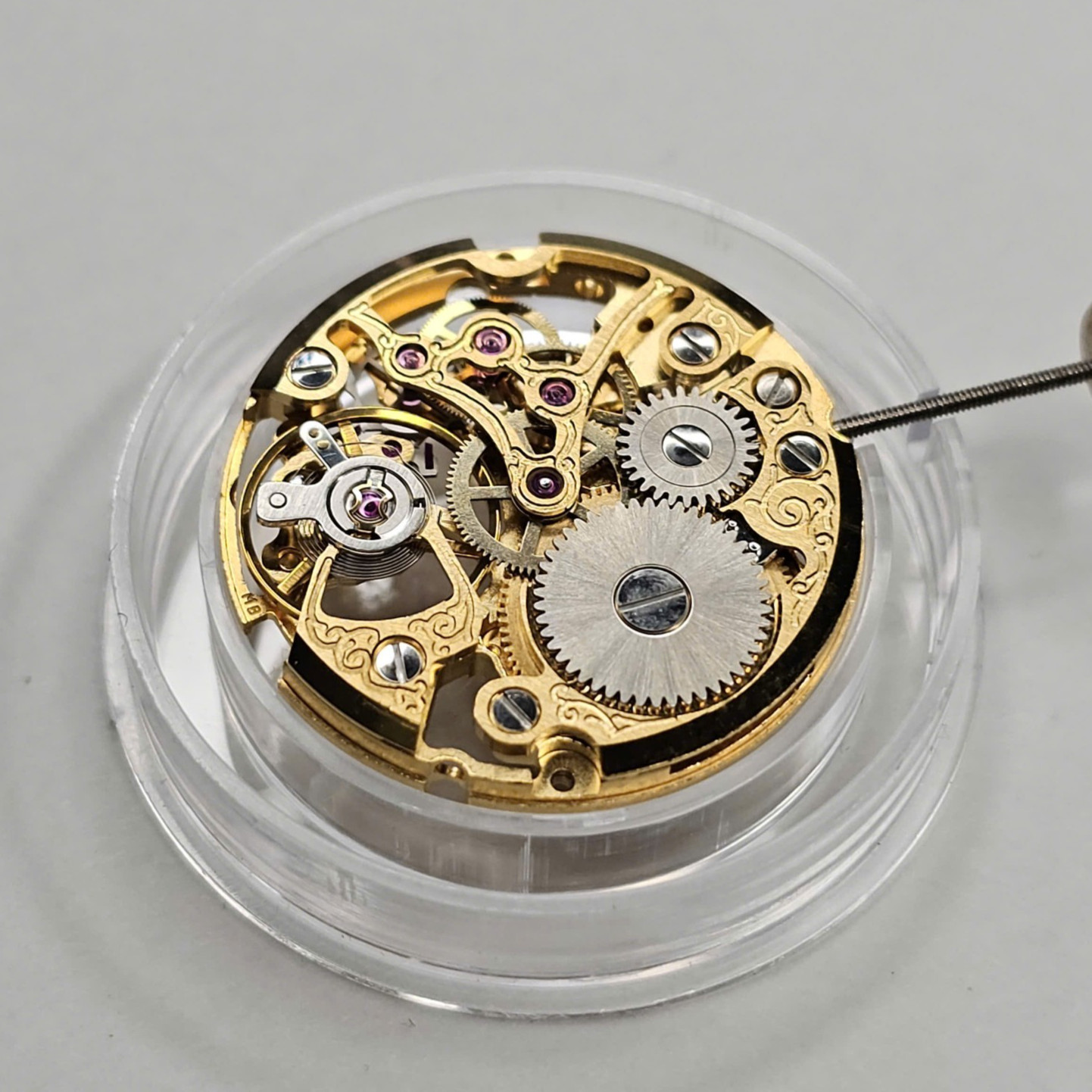 ETA Peseux 7040 Hand-Wound Movement – Genuine Swiss Vintage Calibre – 17 Jewels