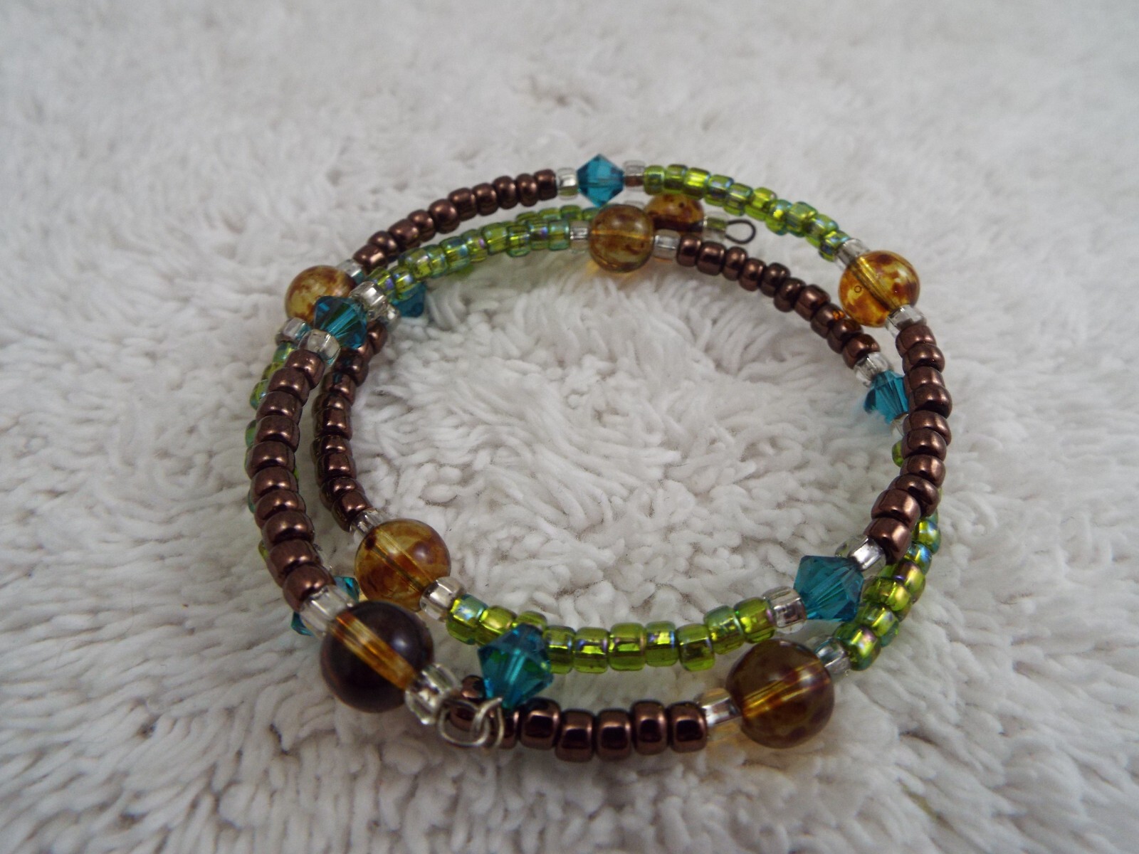 Brown Green Blue Glass Bead Coil Bracelet (J30)