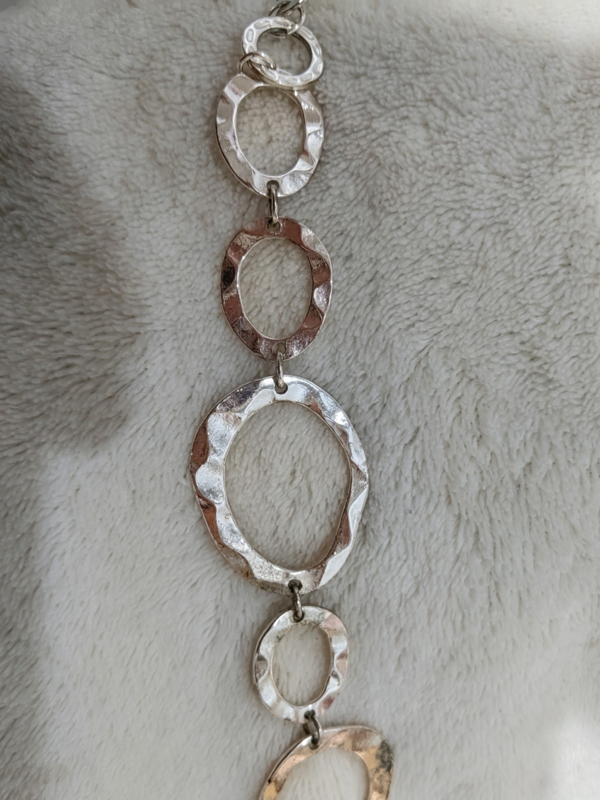 Silver Toned Oval Link Necklace Adjustable Chain Lobster Claw Clasp