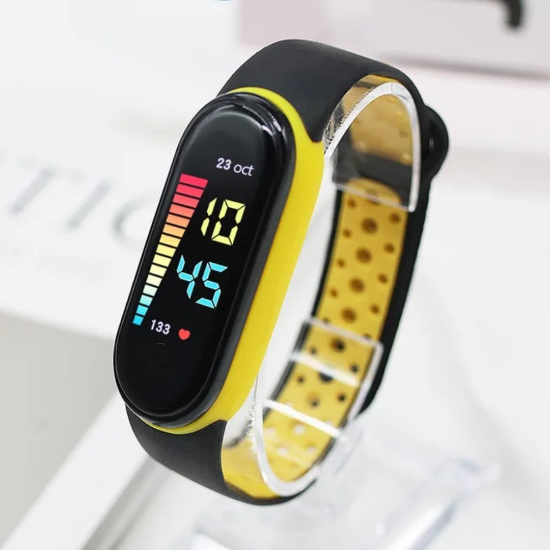 G.1 Splash-Proof Outdoor Watch – Easy Read Time Date Year – Reliable Family Fit