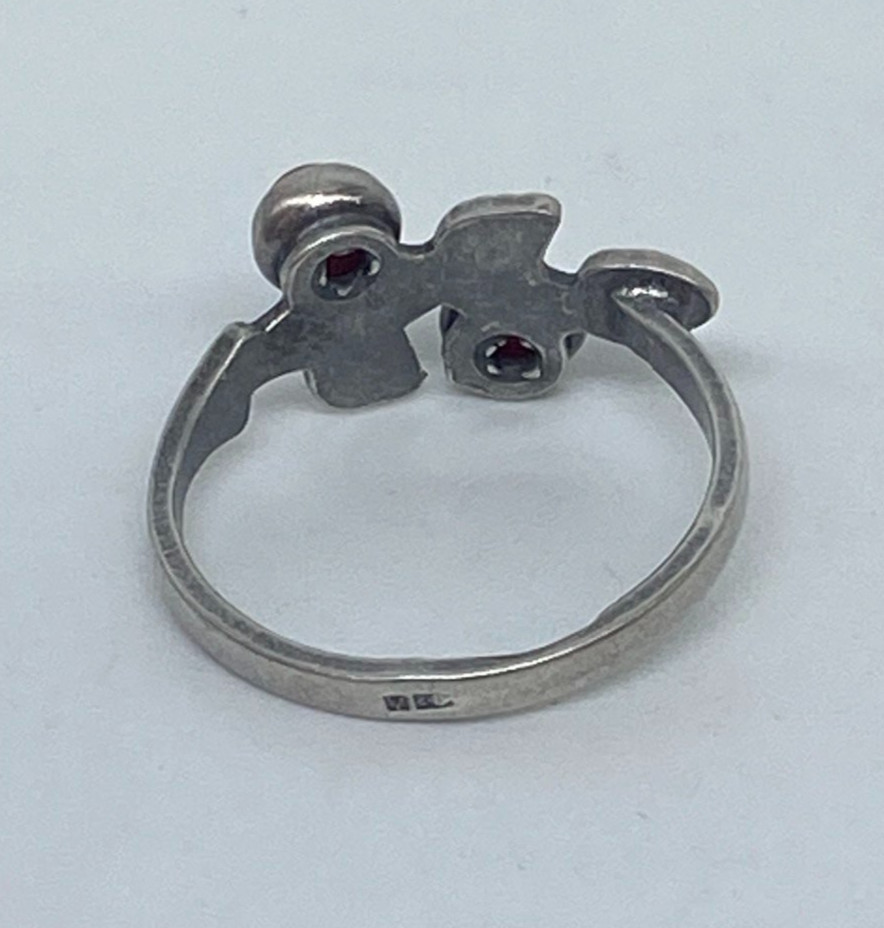 Vintage USSR cupronickel ring. Size 7 . Weight 1.95 g. Women’s jewelry.