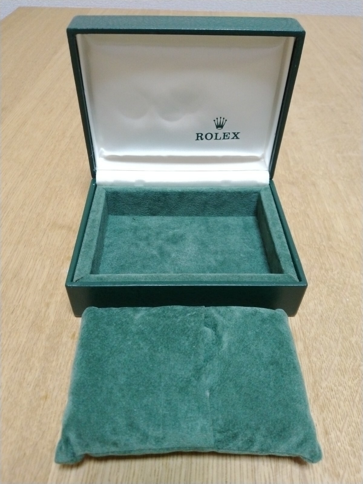 ROLEX OYSTER PERPETUAL 67180 WATCH BOX CASE 11.00.01. 100%Authentic FZ6717