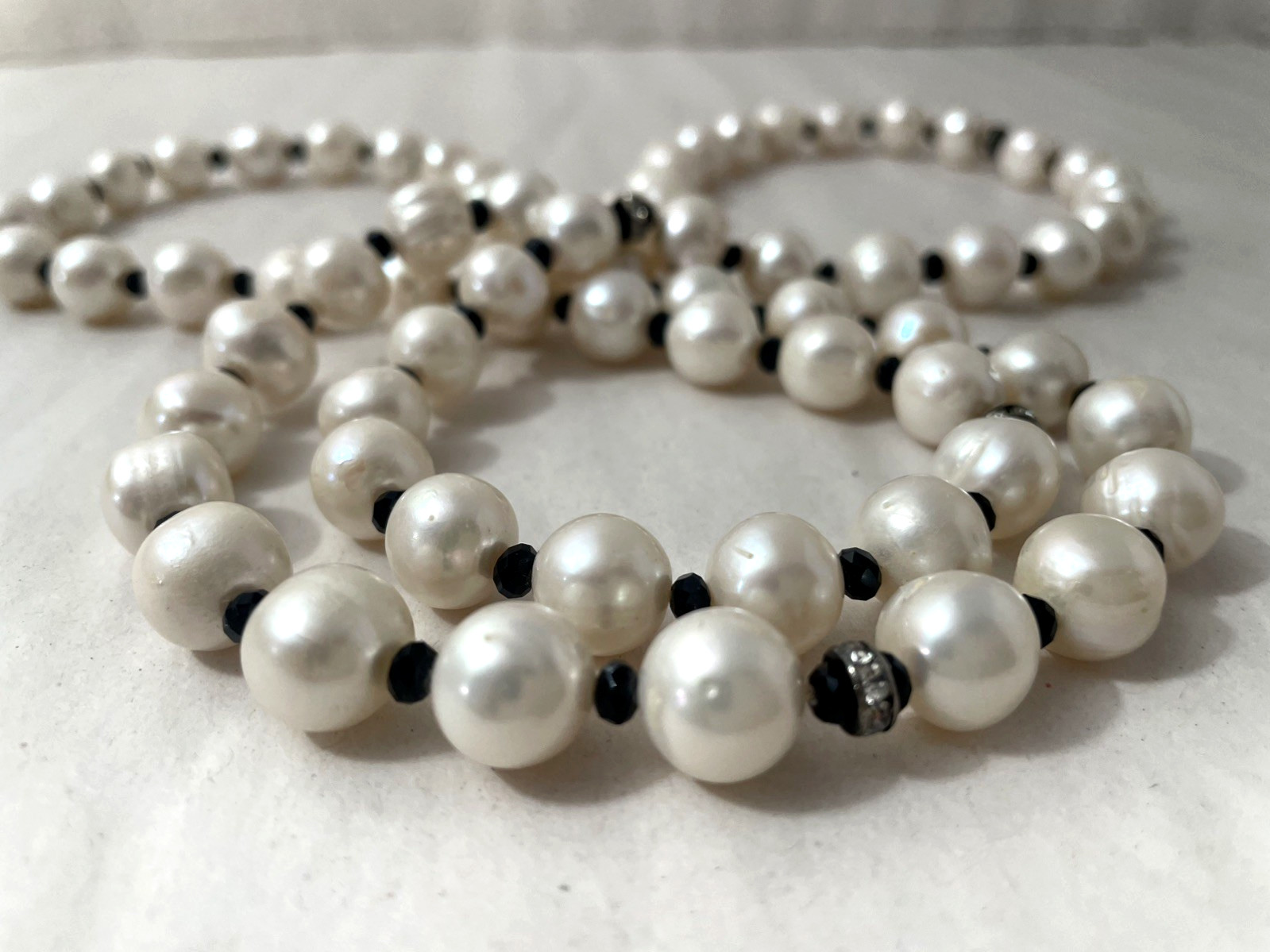 Long 36″ Freshwater Pearl Necklace Black Spacer Beads Statement Strand 132g