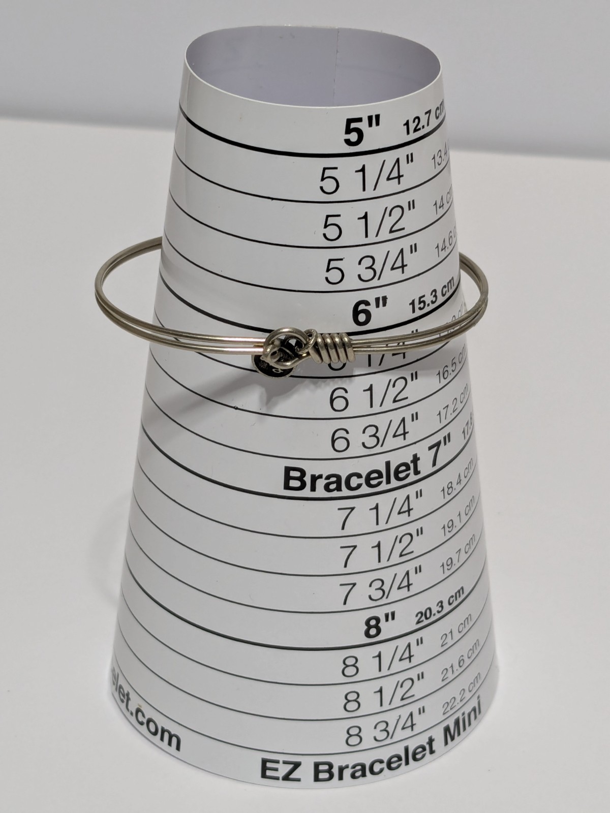 NWT Luca And Stella South Carolina State Outline Silver Tone Wire Bracelet 6.25″