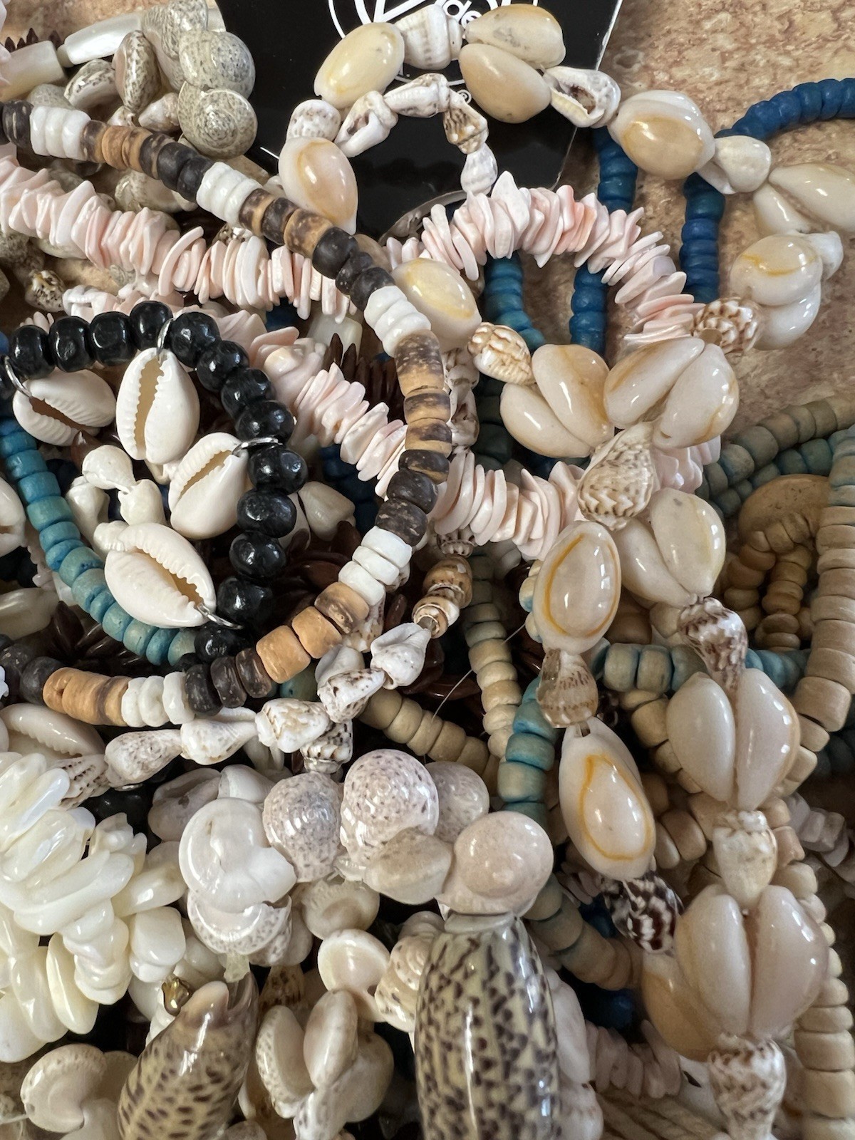 3 Lbs Lot Seashell Shell Pukka Cowrie Jewelry Strands Necklaces Bracelets SS1