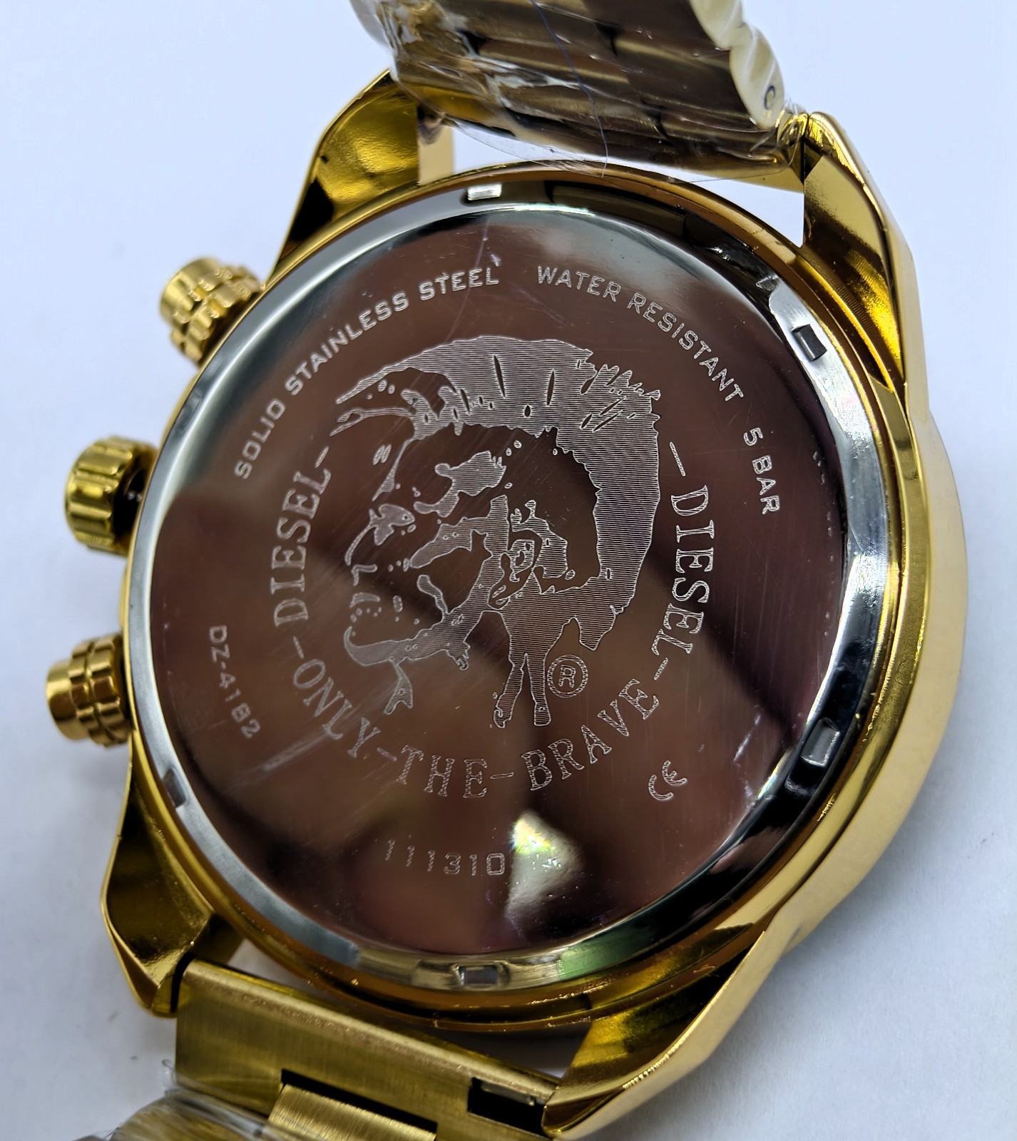Diesel Spiked Chronograph Date Indicator Gold Dial Quartz Men’s Wrist Watch
