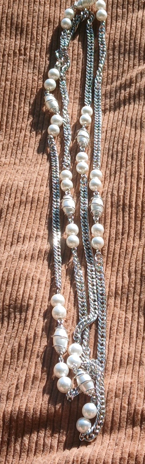 Vintage High Quality Chain Faux Pearl Necklace 24″ Nice