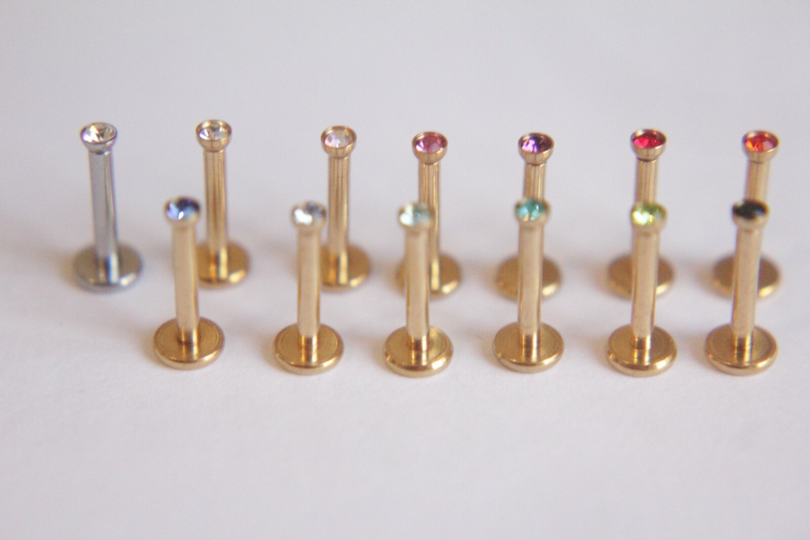 1 5 10pcs Internally Threaded 16g 18g Labret Bar 2mm Gem Earring Stud Helix Bulk