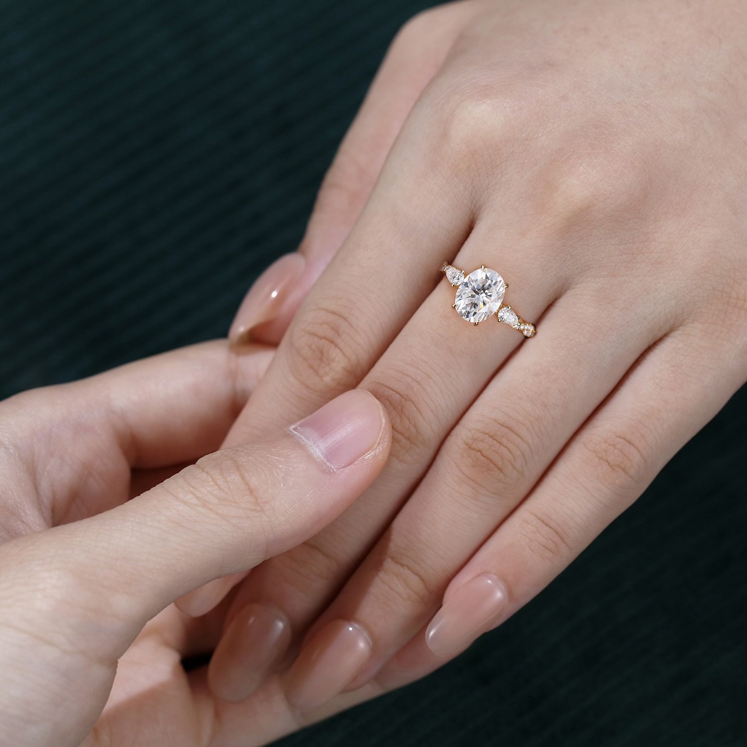 2.70 Ct Oval Cut E/VS1 Lab Grown Diamond Twisted Engagement Ring 14K Yellow Gold