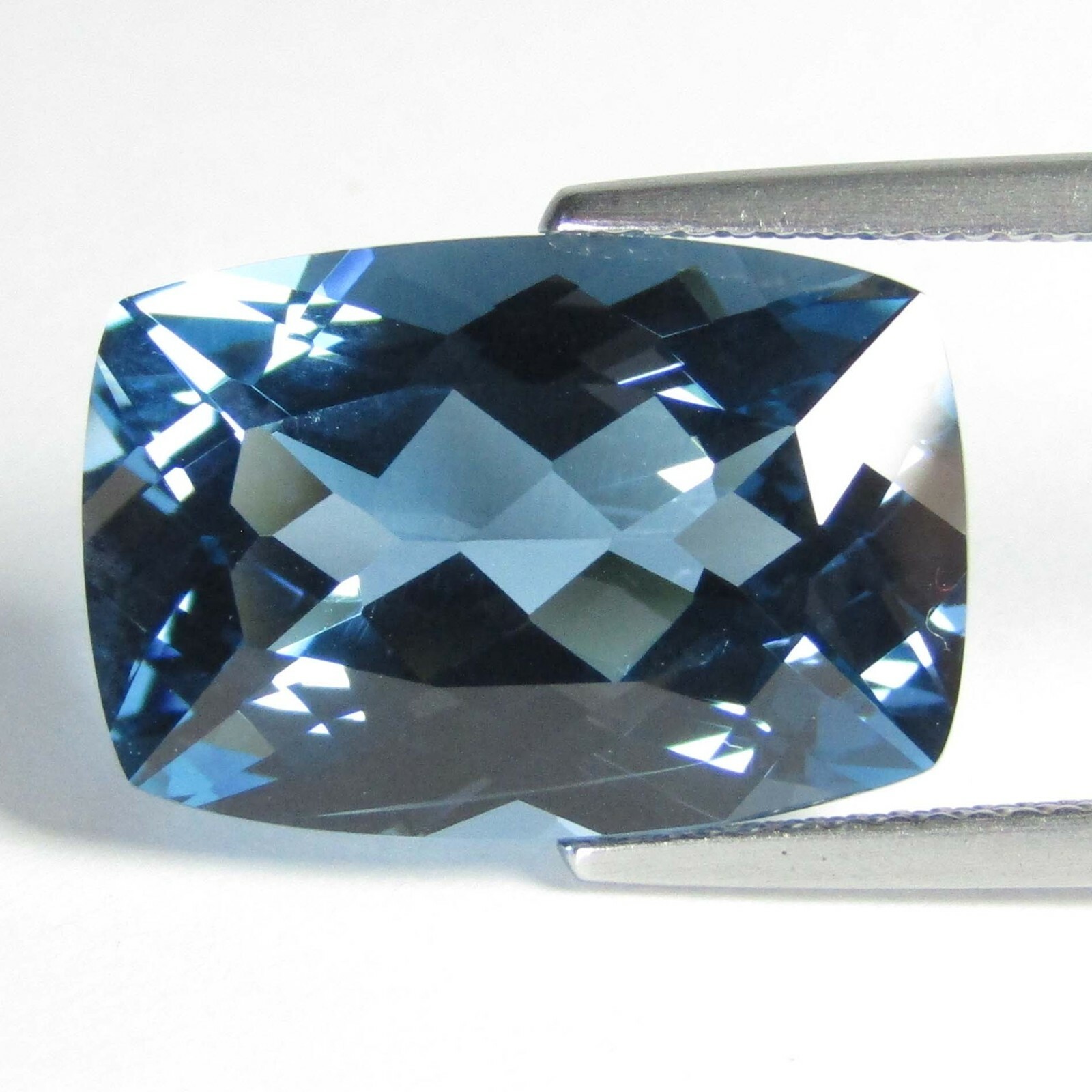 15.56Cts Stunning Natural London Blue Topaz 18×12.2×8.4mm Cushion Gemstone -VDO