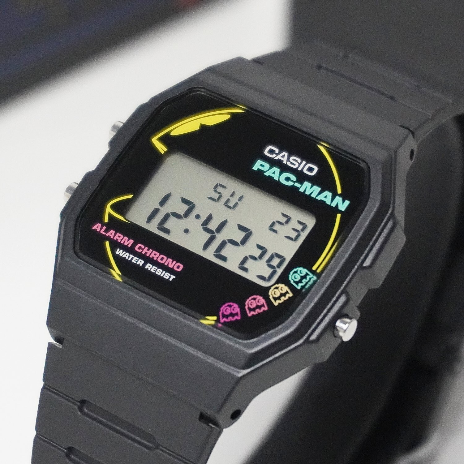 Casio F-91WPC-1A Pop “WAKA WAKA” PAC-MAN collaboration Digital Black Youth Watch