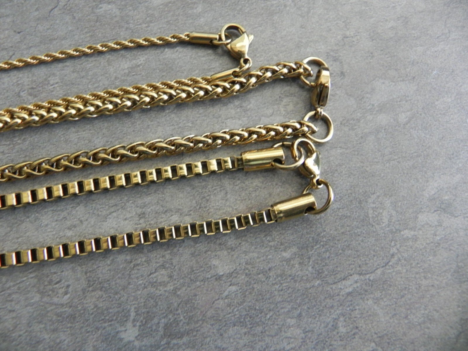 gold chain for all ages. it’s not heave at all. it’s very fine piecs if jewelry.