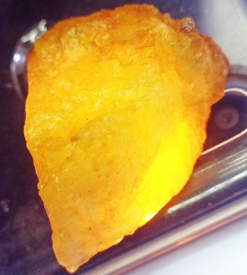 148.25 Ct Natural Yellow Beryl Rough (Heliodor) Loose Gemstone Certified