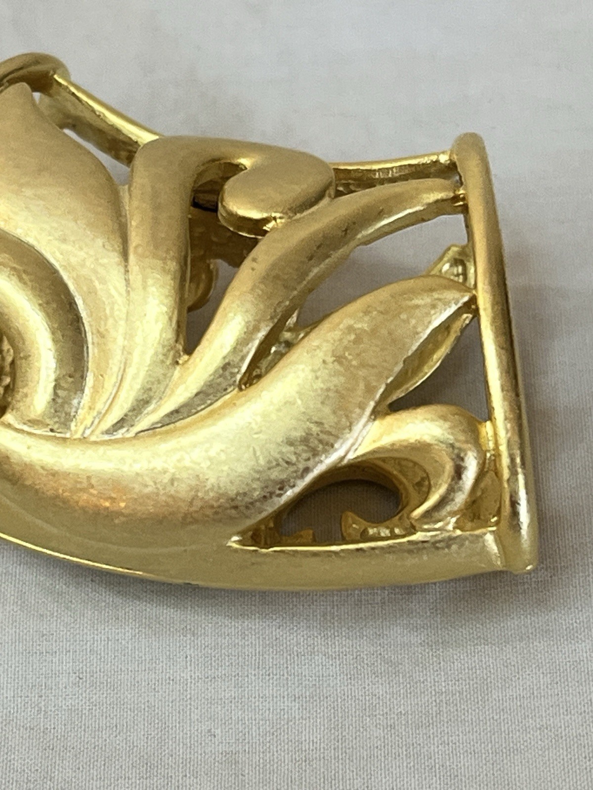 Vintage Scarf Slide Ring with Floral Design Gold Tone