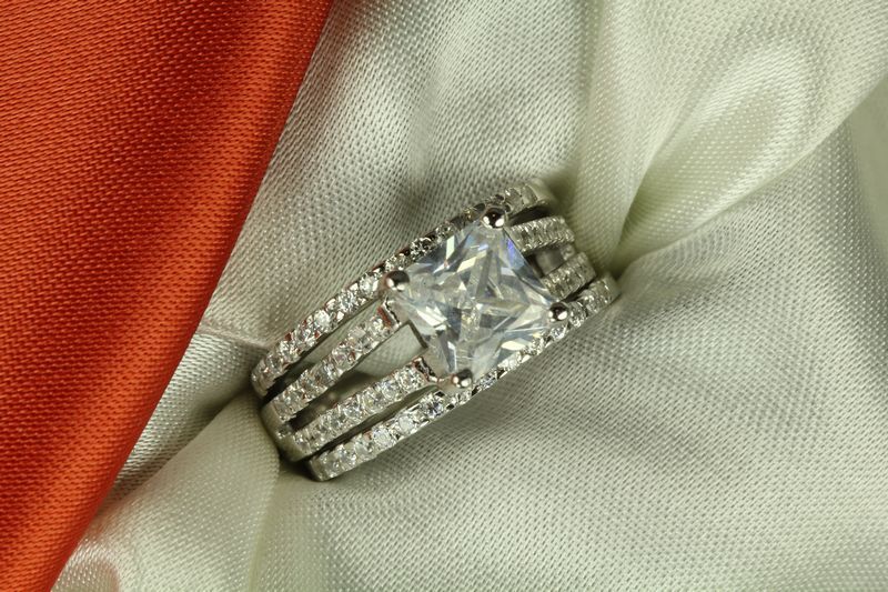 HALO 3 RING 2.1 CT STERLING SILVER VTG PRINCESS CZ PAVE ENGAGEMENT WEDDING SET