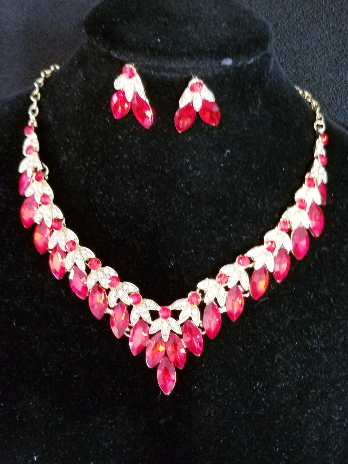 Red Crystal Choker Rhinestone Necklace Earring Set Bridal Prom Pageant