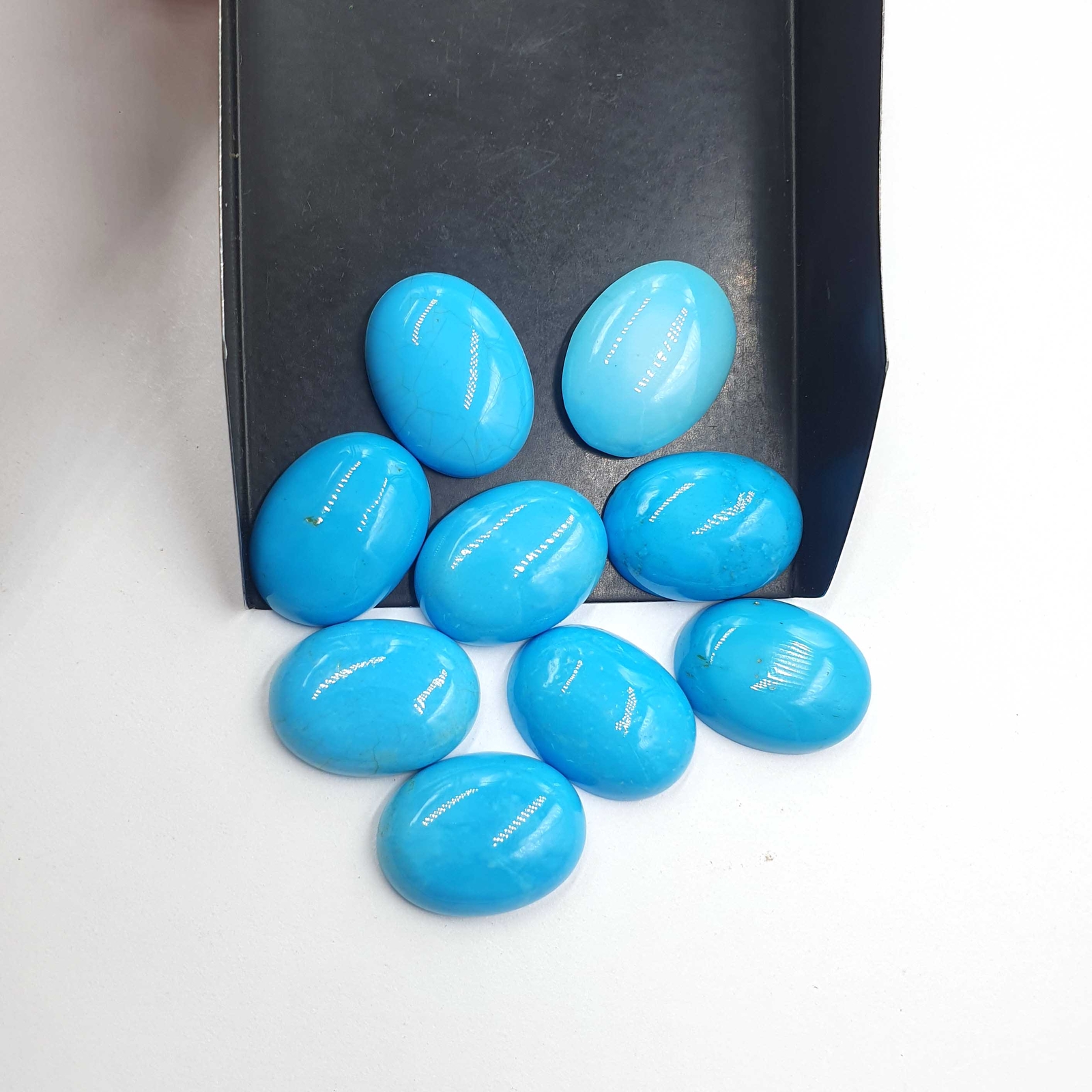 Arizona Natural Turquoise Oval Cabochon Loose Gemstone 15*20 MM 14 CT