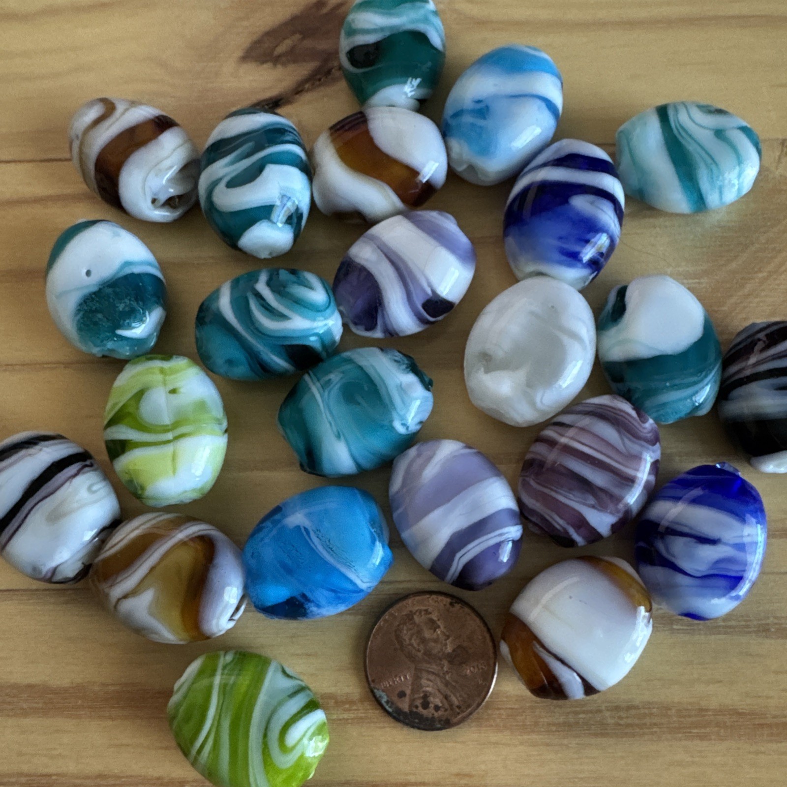 23 MIXED BLUE PURPLE BROWN GREEN TEAL & WHITE OVAL SWIRL LAMPWORK BEADS 23mm