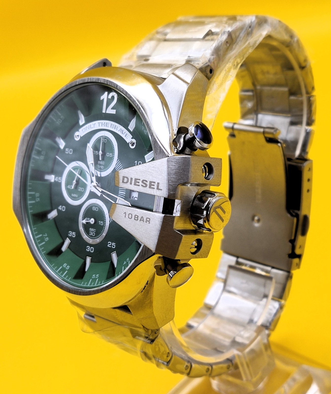 Premium Diesel Only The Brave 10 Bar Green Dial Refurbished Men’s Wrist Watch
