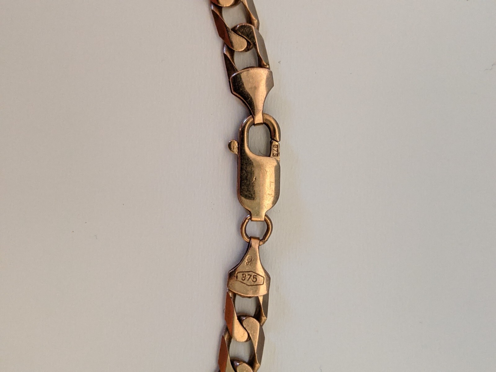 9ct Solid Gold Flat Curb Link Chain / Necklace – 51.5cm / 20.25” Length ~36g
