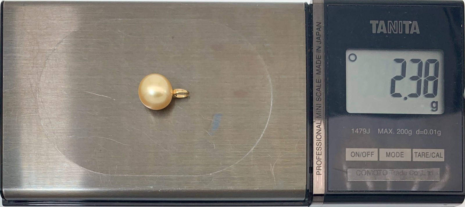 Simple 11.8mm Nearly Round Golden South Sea Pearl Pendant 18K Solid Yellow Gold