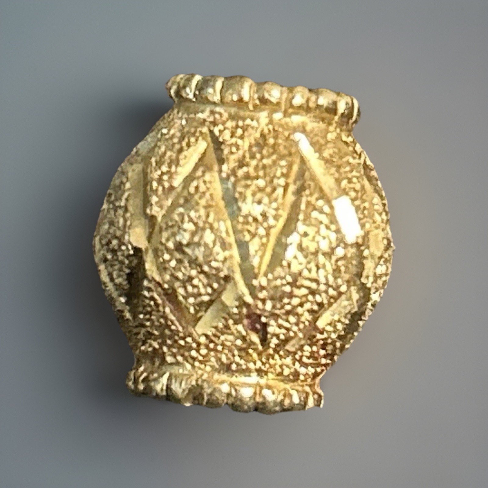 2.15g , 22k Italian Yellow Gold Roundel Bead Charm With Diamond Cuts