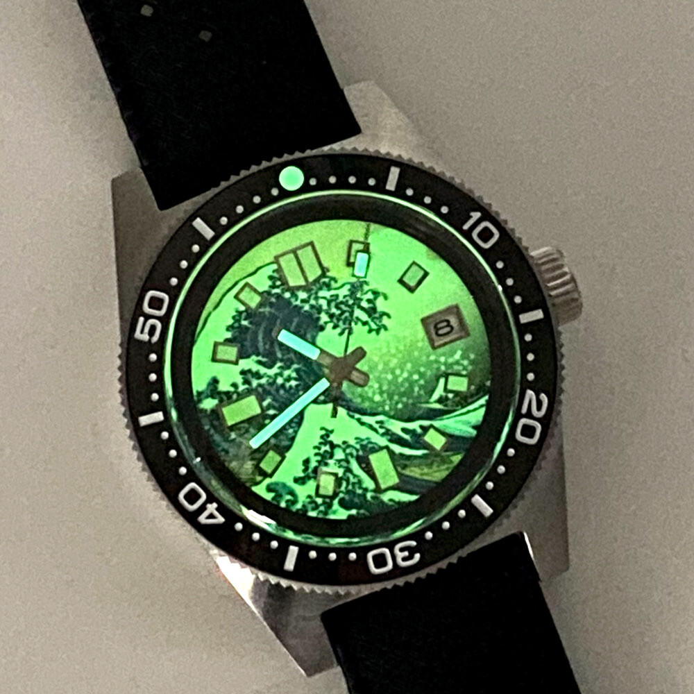 41mm NH35A PT5000 AR Domed Sapphire Crystal 300m Diving Men’s Watch Rubber Strap