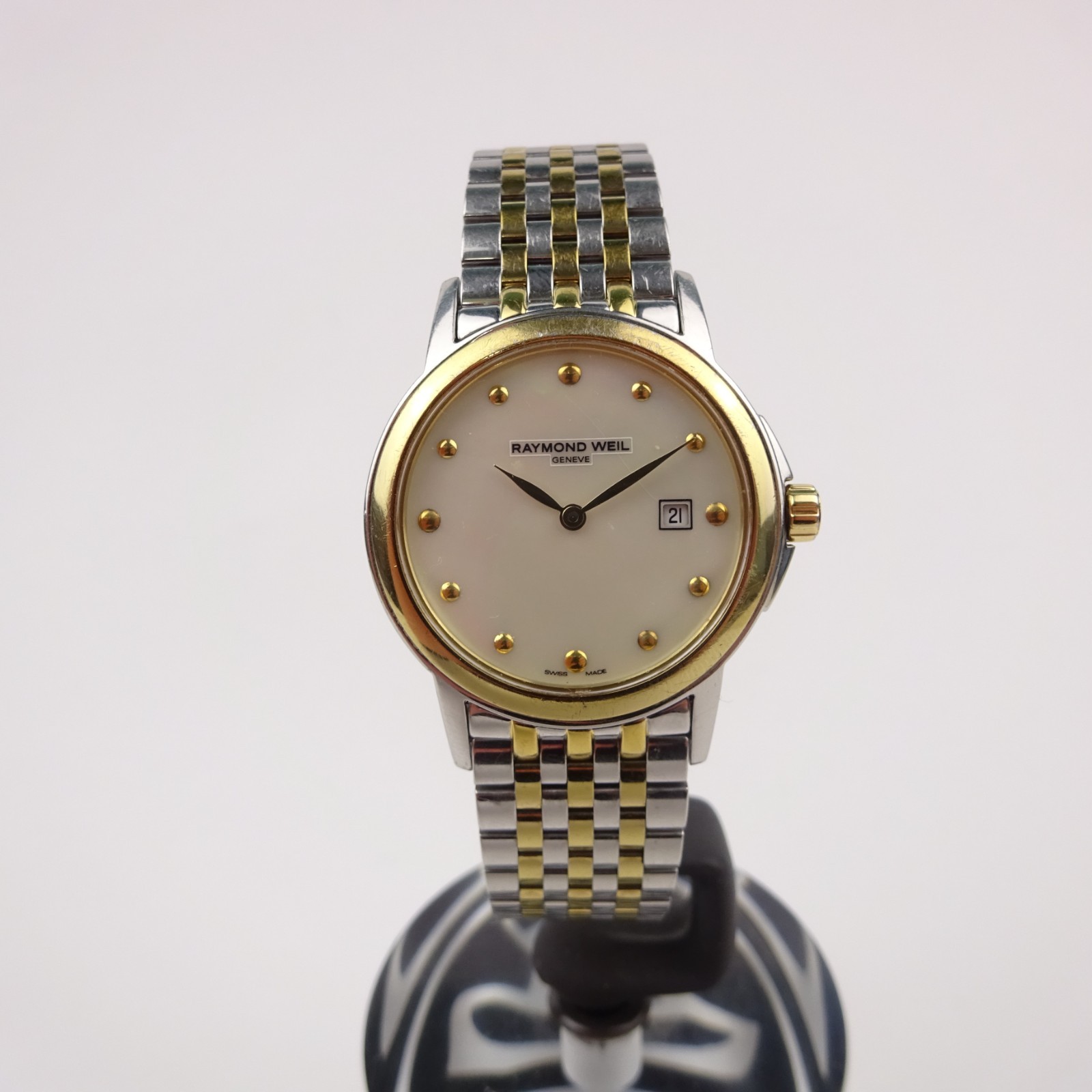 Raymond Weil Tradition 5966 Watch 2 Tone Mother of Pearl Dial Women’s