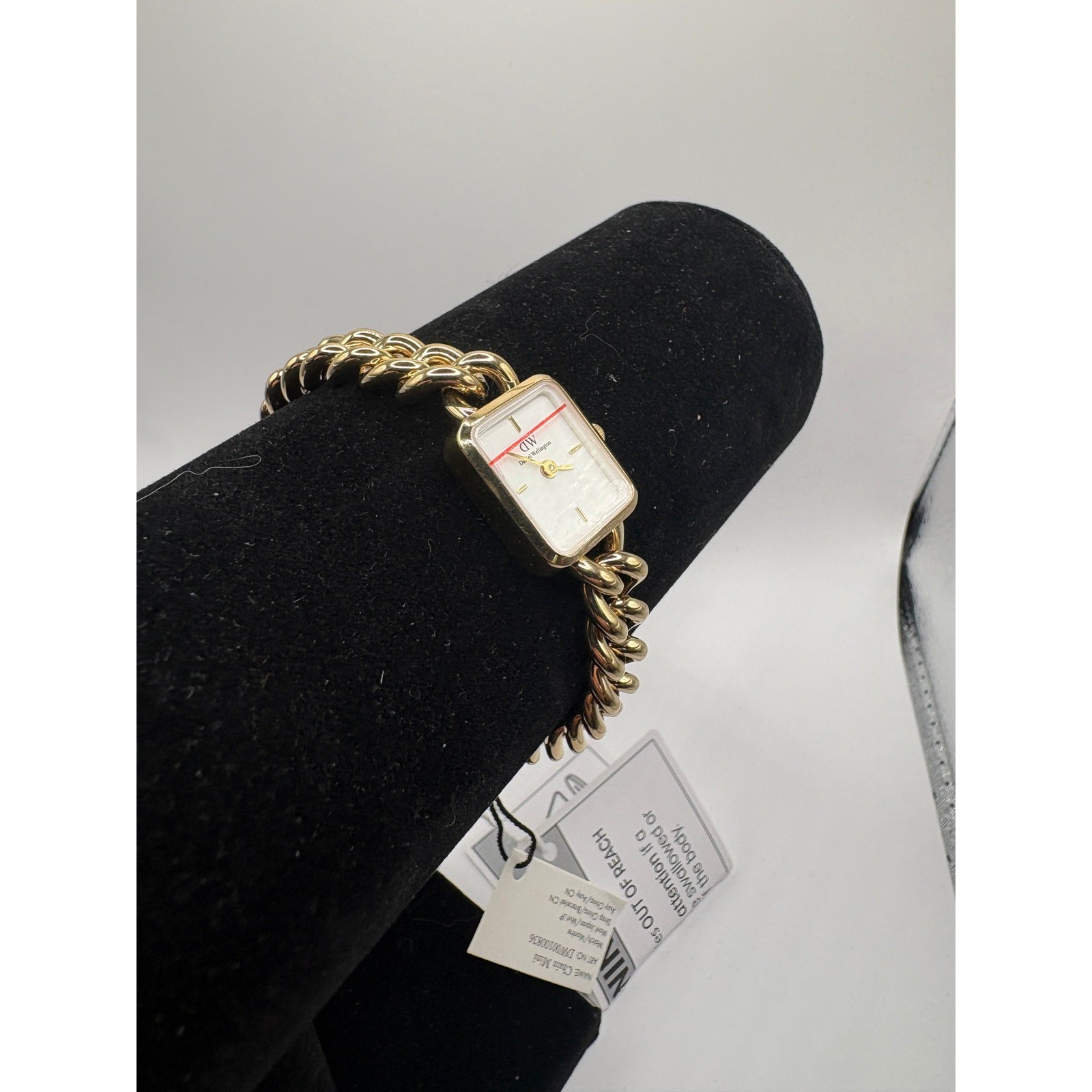 Daniel Wellington Jolie Chain Bracelet Watch, 15.4mm x 18.2mm Nwt Gold