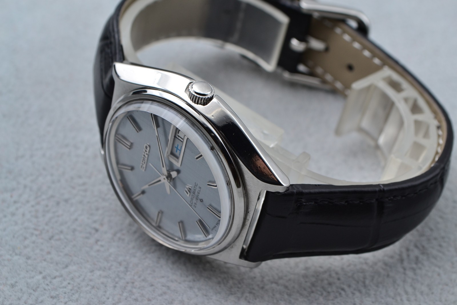 Vintage 1979 SEIKO LORD MATIC 5606-7010 blue / OH, Serviced