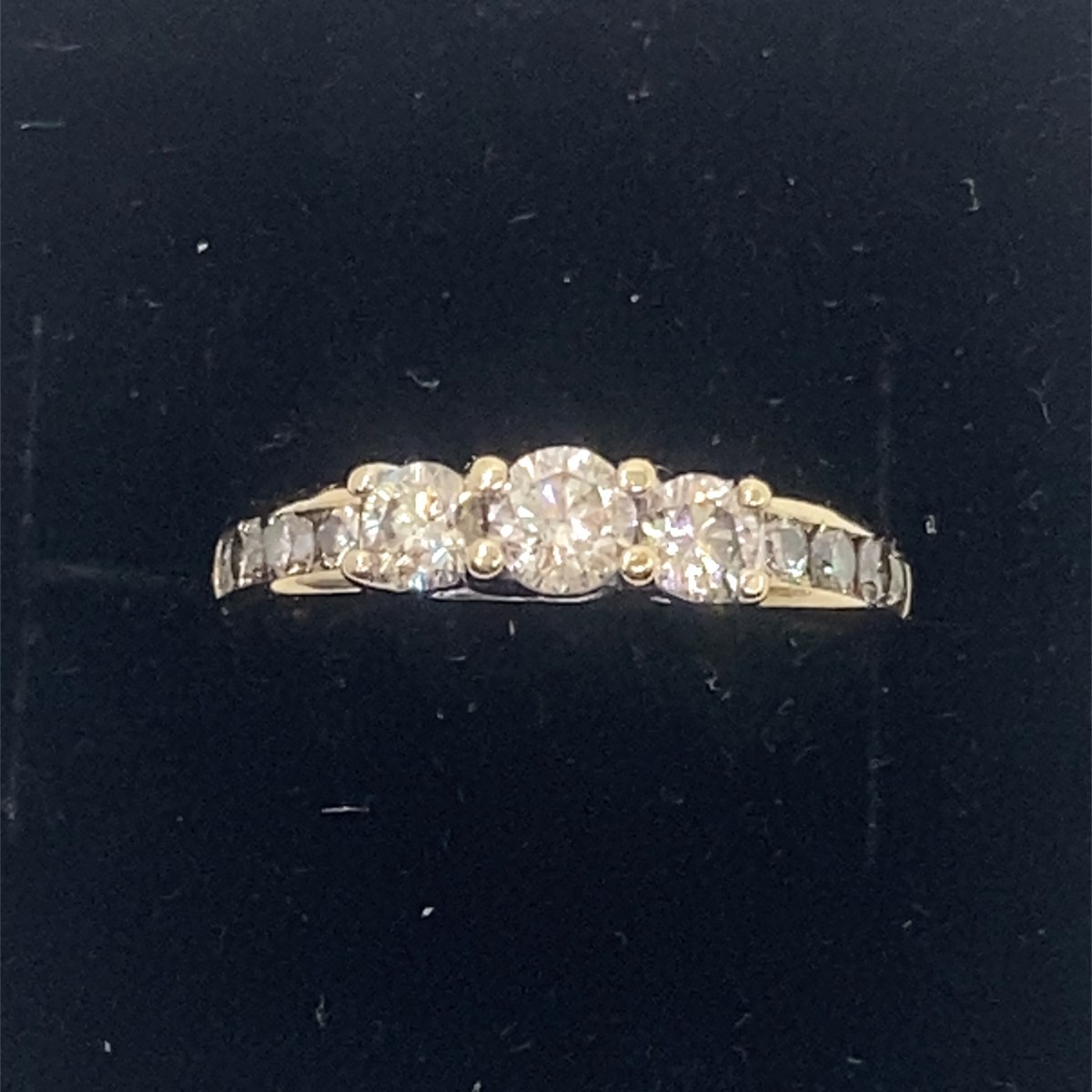 10K Yellow Gold Round Brilliant Diamond Anniversary Ring .90 CTW sz (MI1056538)