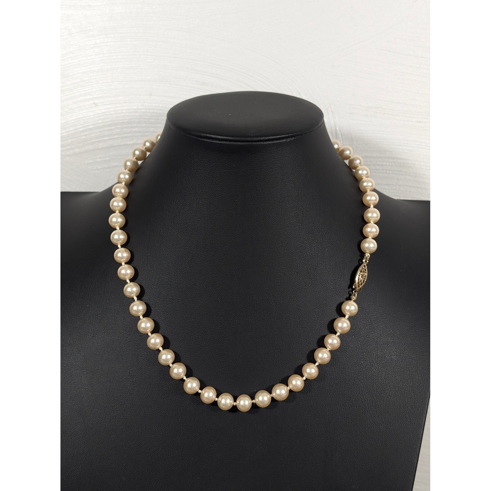 Cream Champagne Faux Pearl Necklace Glass Bead Strand 18 Inch Classic