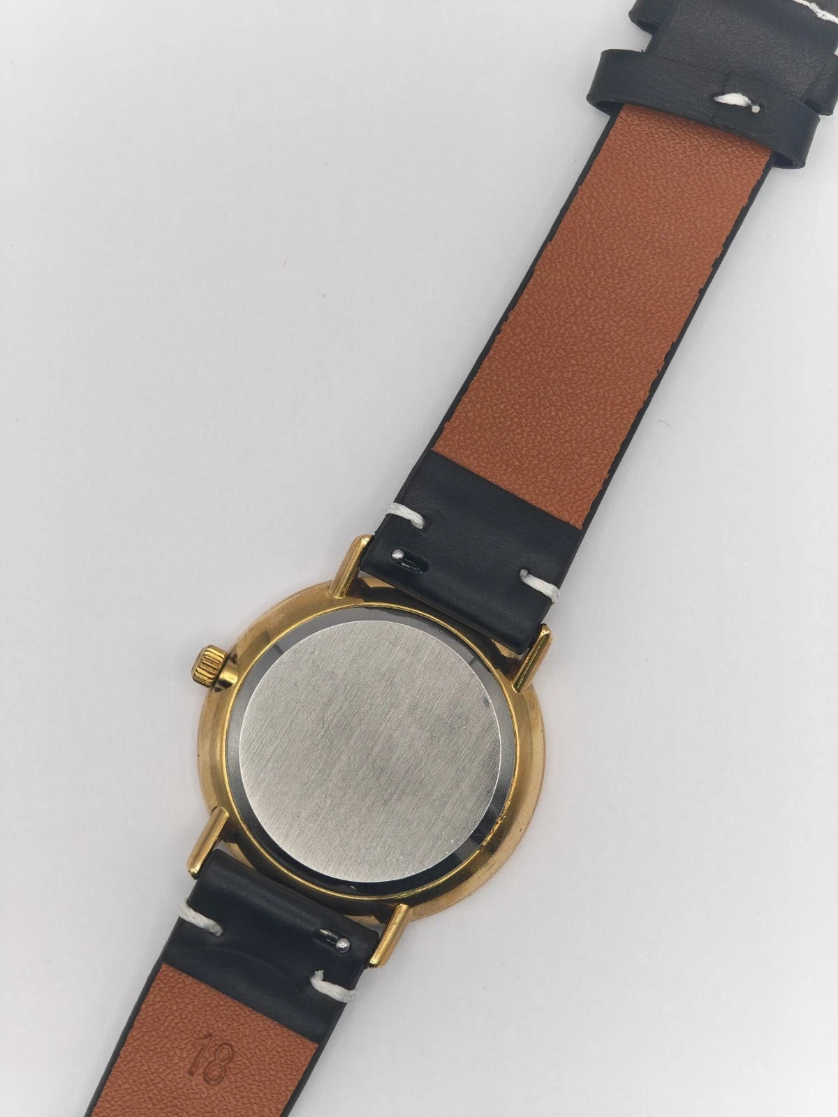 Vintage Omega De Ville Quartz Ref.191.0044 Cal.1330 Gold Dial 35.5mm Watch