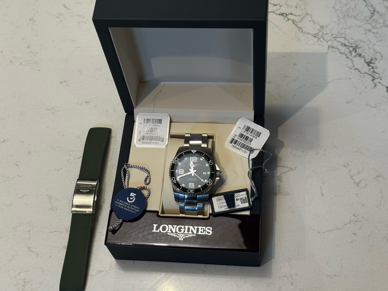 Longines Hydroconquest Automatic Green 41 mm L37814069. IN AMAZING SHAPE!