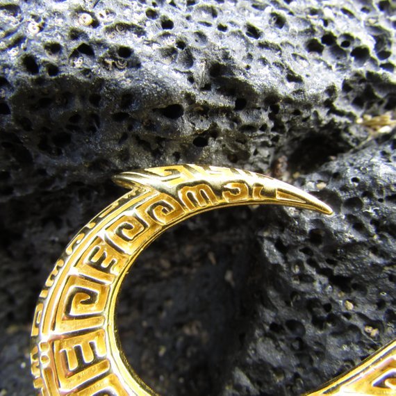Maui Fishing Hook Necklace. 18K Gold Vermeil Hawaii. Tribal Design.