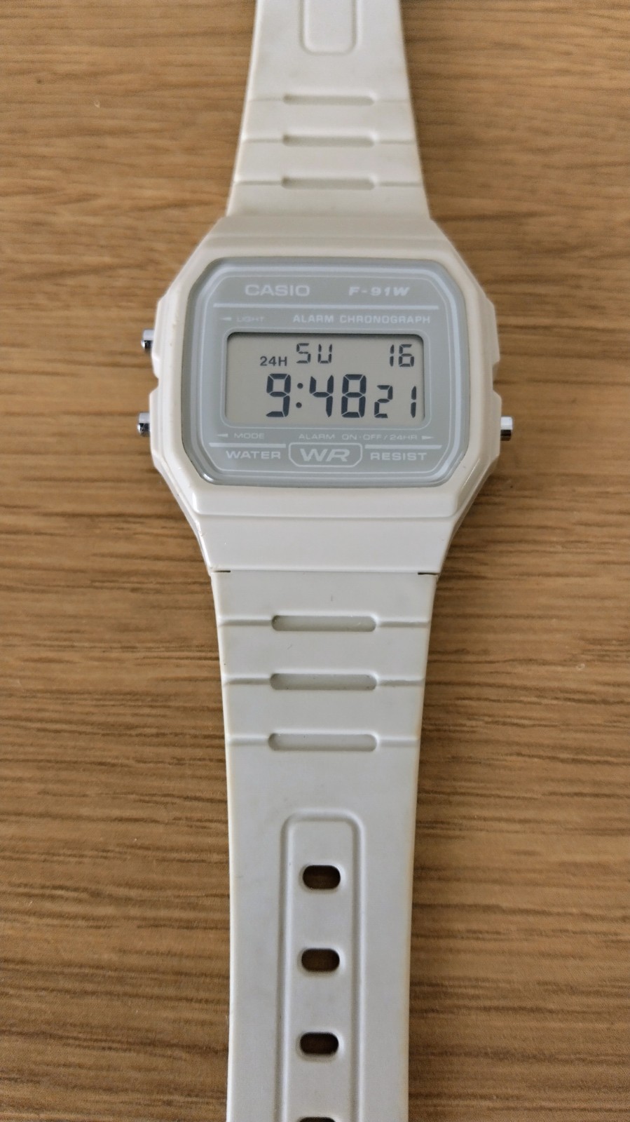 Unique Casio F-91WC-8AEF Upgraded Bright Amber Backlight Rare Beige / Stone Grey