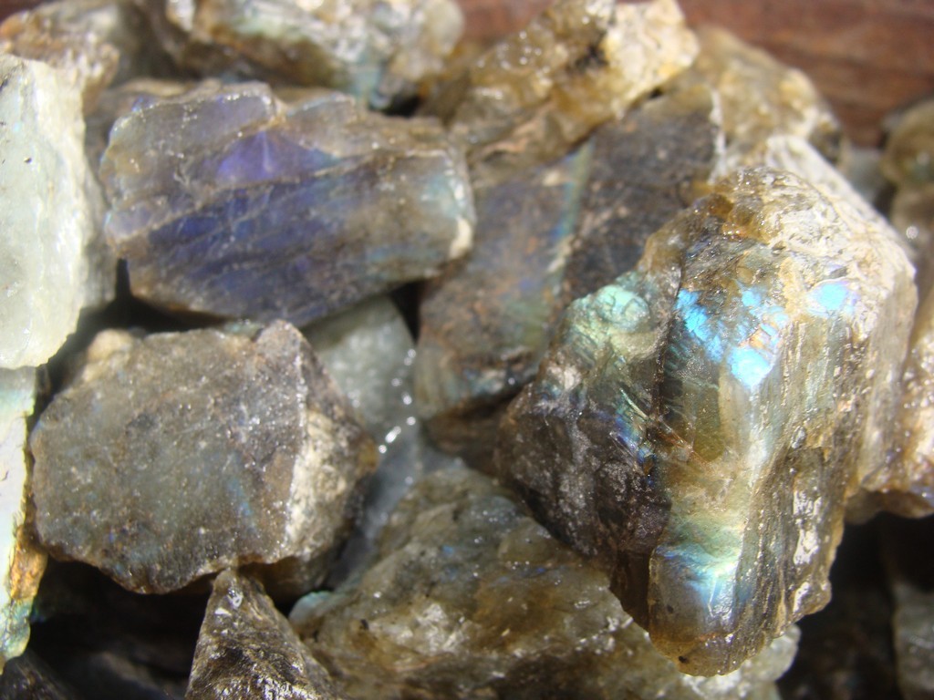 500 Carat Lots of Unsearched Natural Labradorite Rough + a FREE faceted Gemstone