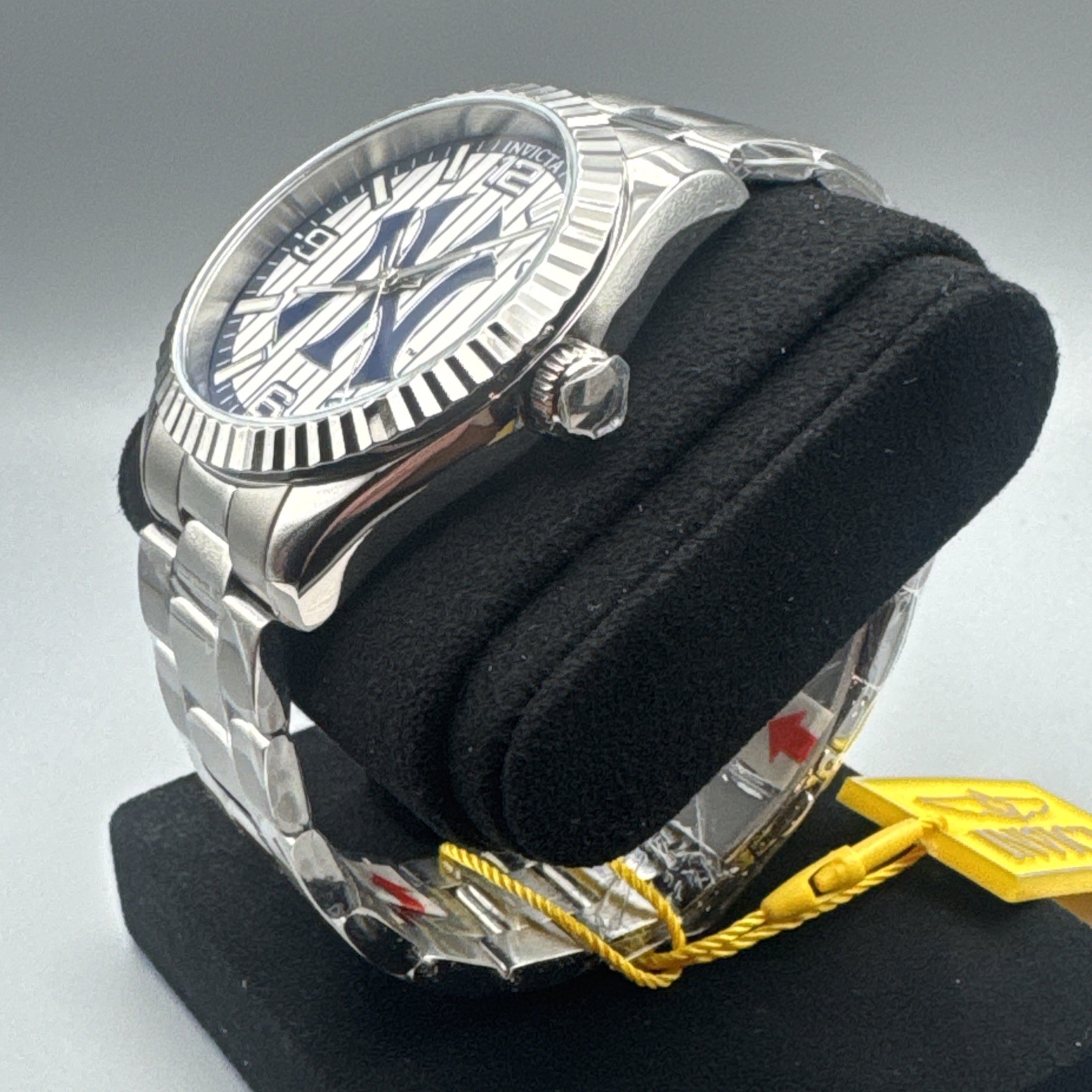 Invicta Specialty 43mm New York Yankees Edition (49862)