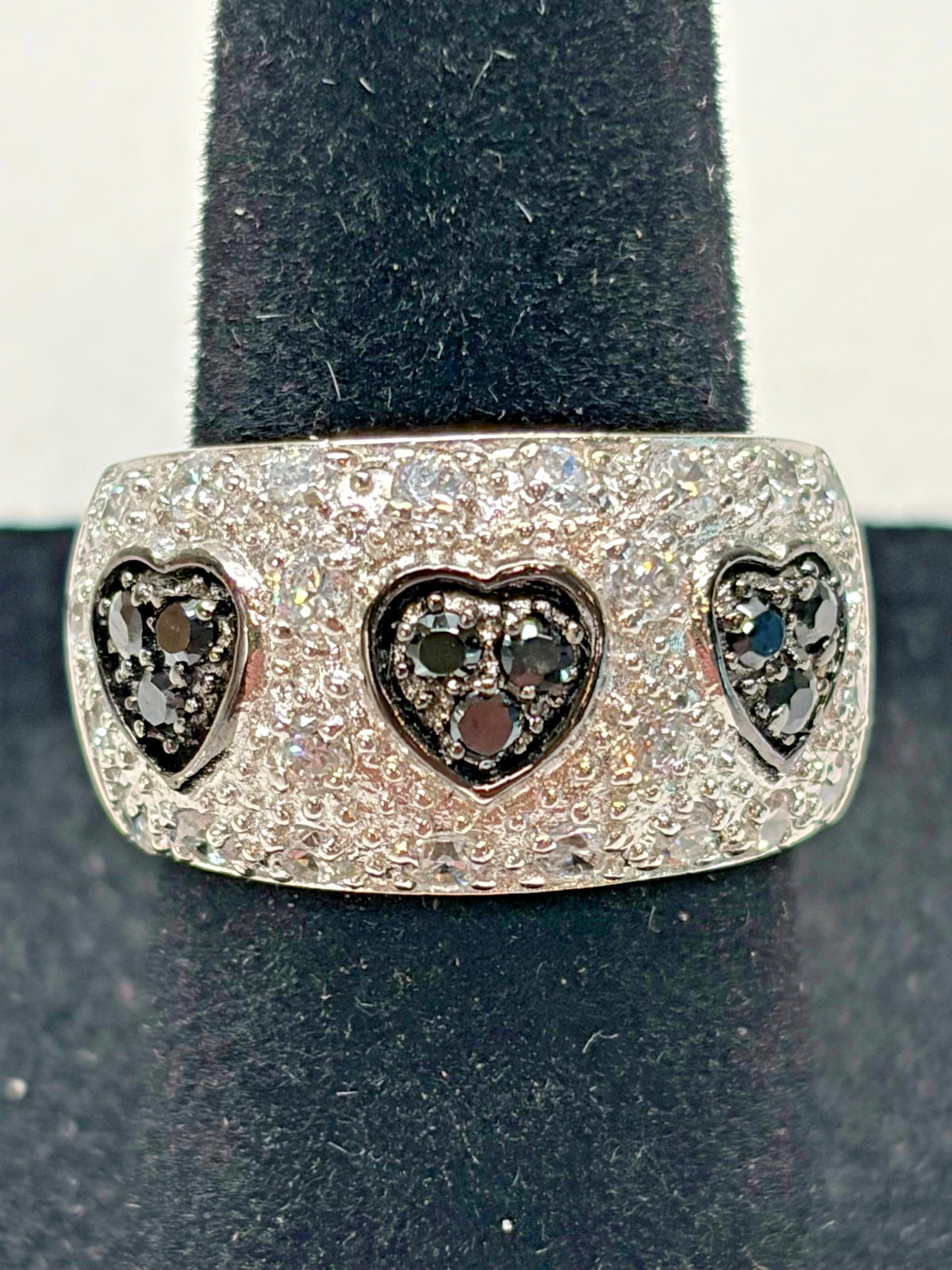 Sterling Silver Black & White CZ Heart Ring Size 6.5 Wide Band 925 8.32 Grams