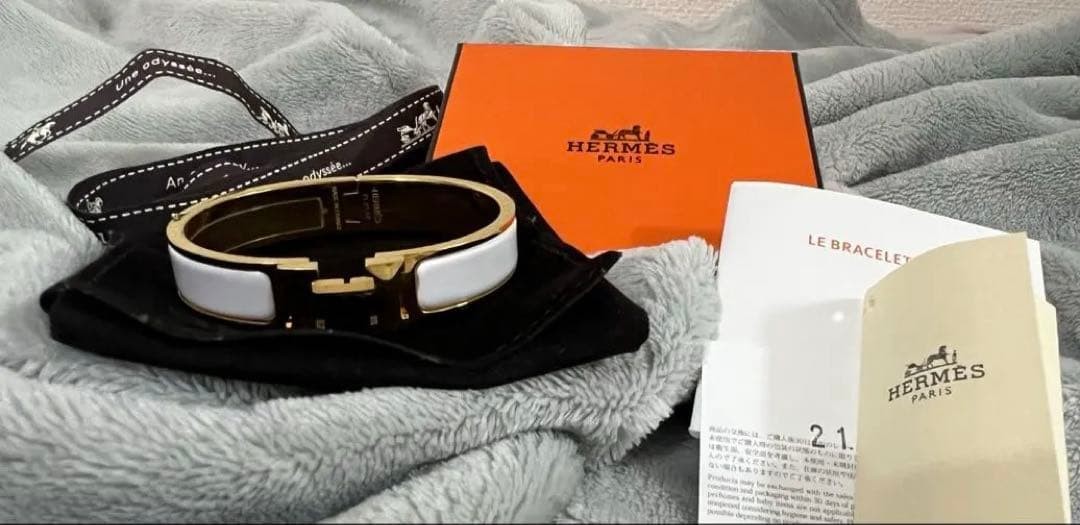 HERMES H Logo Bracelet White Gold Purchased at Isetan Department Store
