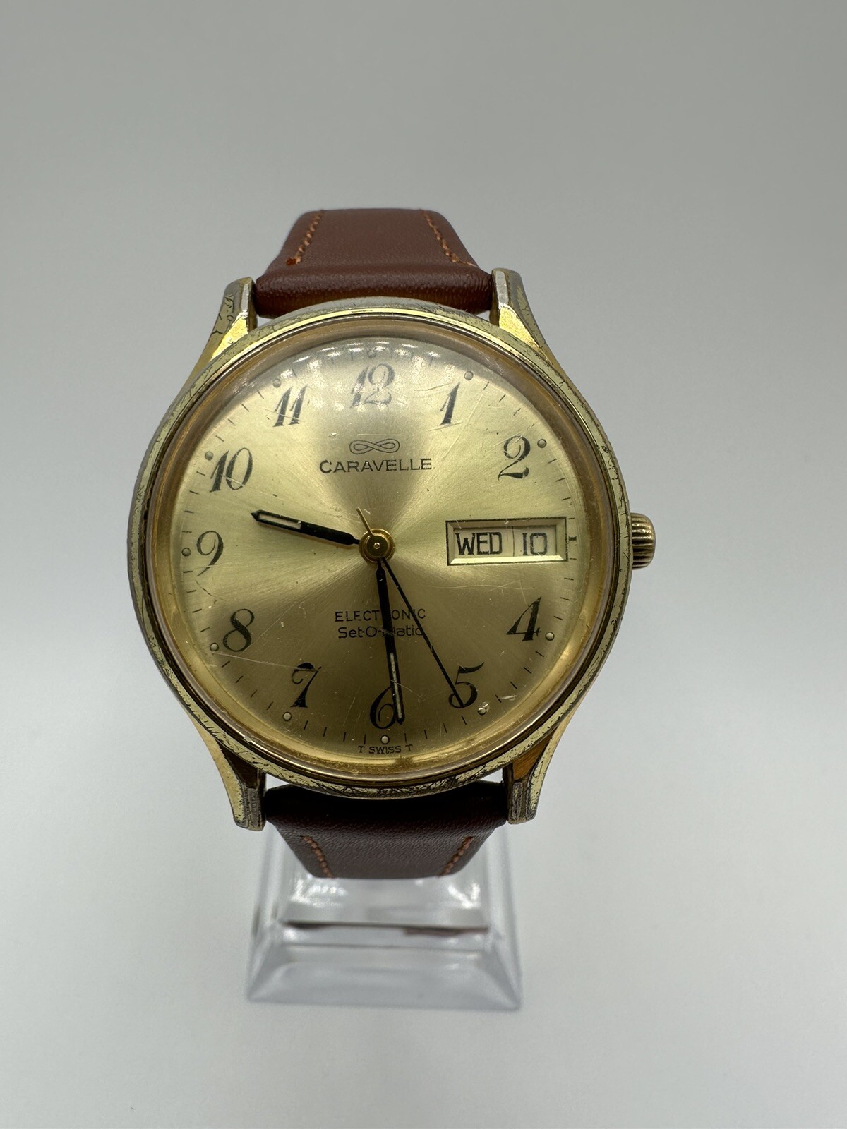 caravelle set o matic Quartz Electronic Gold Men’s 39mm Vintage Watch N7 1977