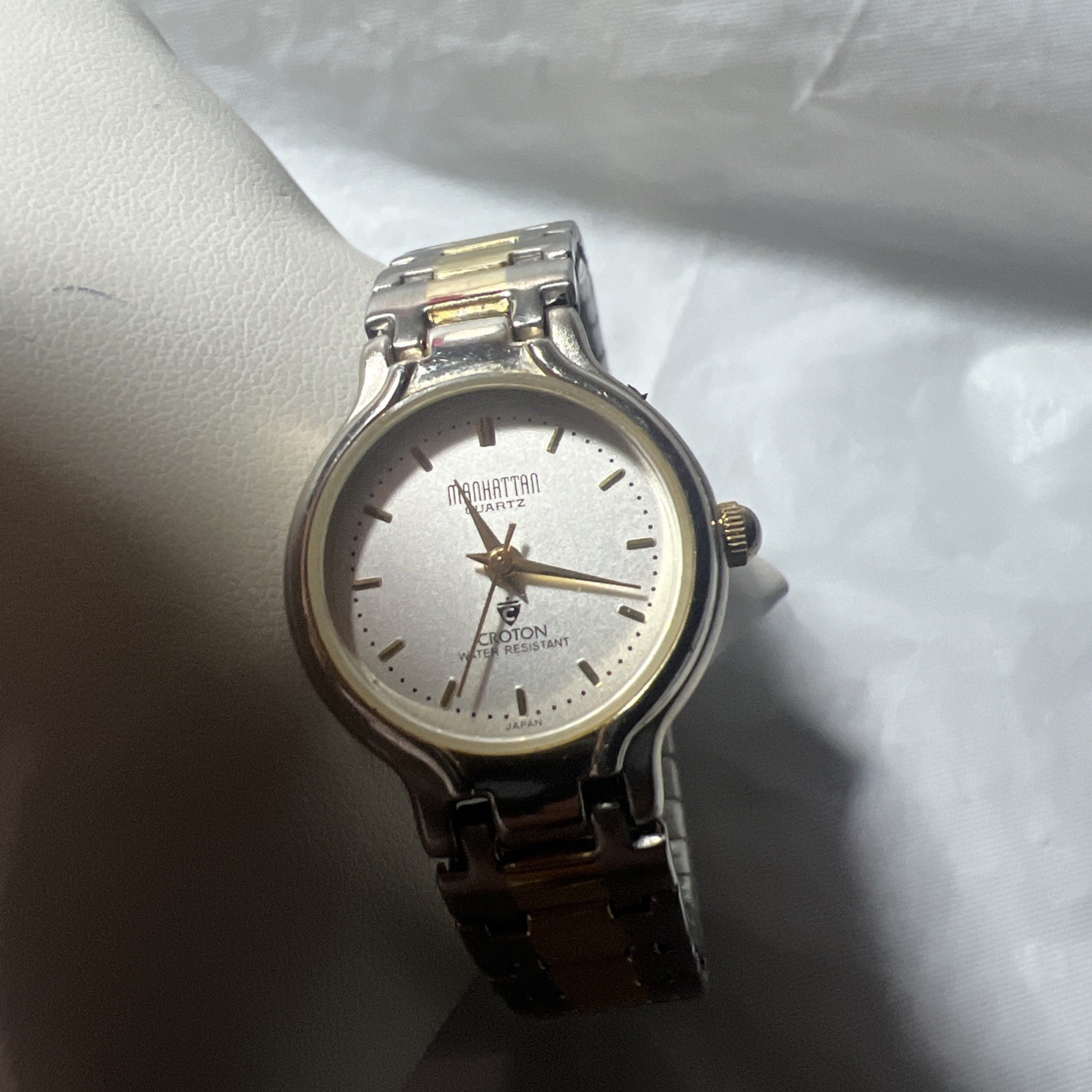Manhattan by croton, ladies watch, water resistant, Japan, 22 mm case, stretch