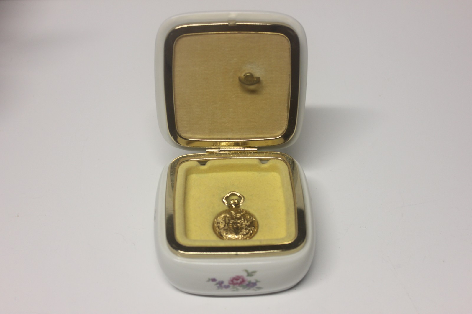 RARE Swiss Made Colibri Pocket Watch in Porcelain Presentation Sankyo Music Box