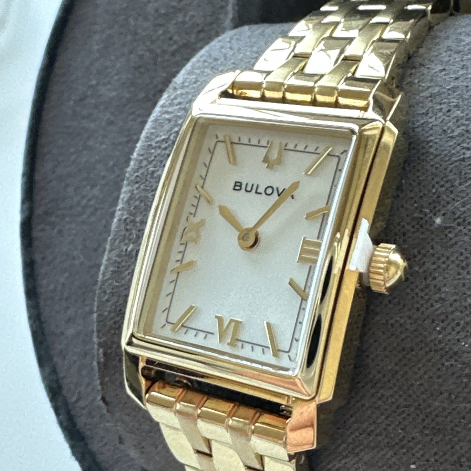 Bulova Women’s Classic Sutton Quartz Gold Stainless Steel Watch 21 MM 97L177