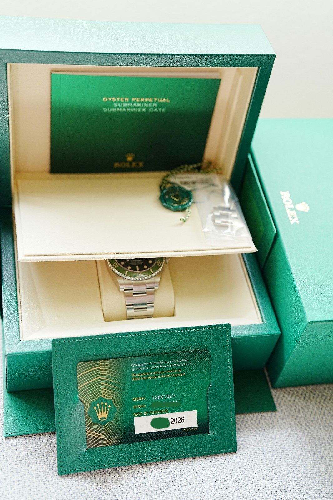 Rolex Submariner Date Starbucks 2026 – 126610LV | Unworn Full Set – 41 MM