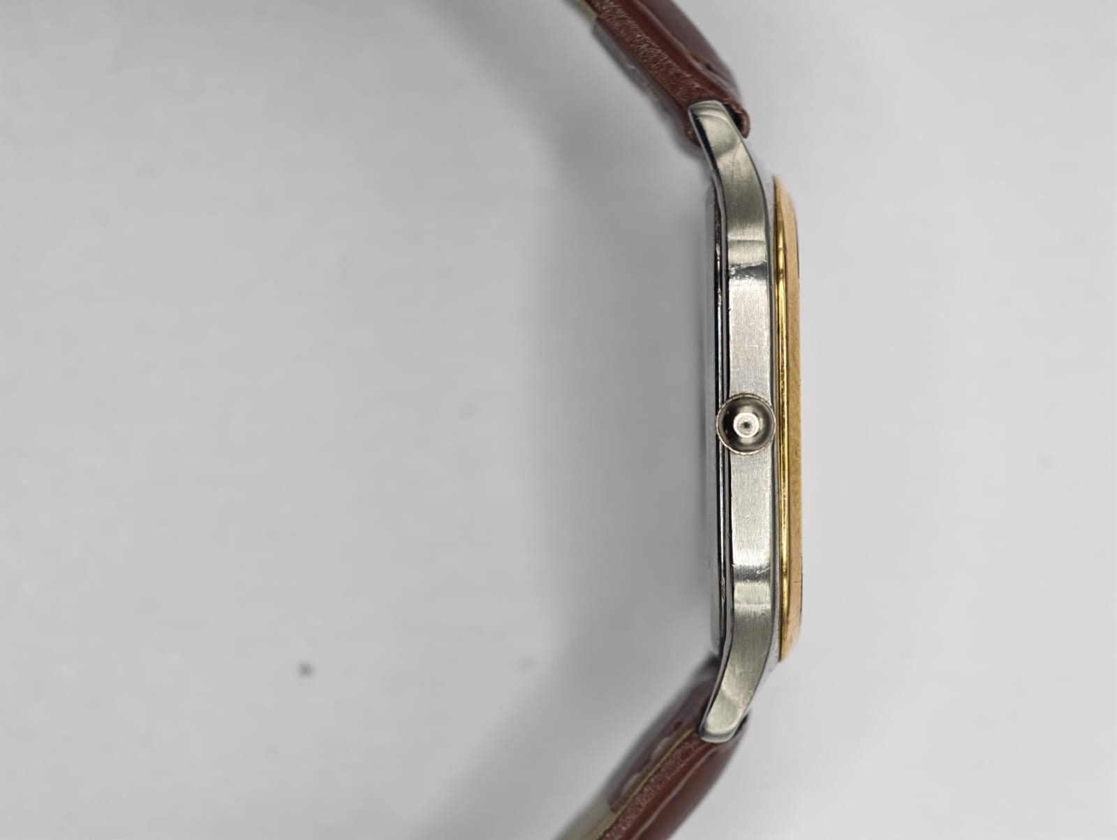 Vintage Omega Seamaster Quartz Ref.396.1011 Cal.1430 Gold Waffle Dial Watch